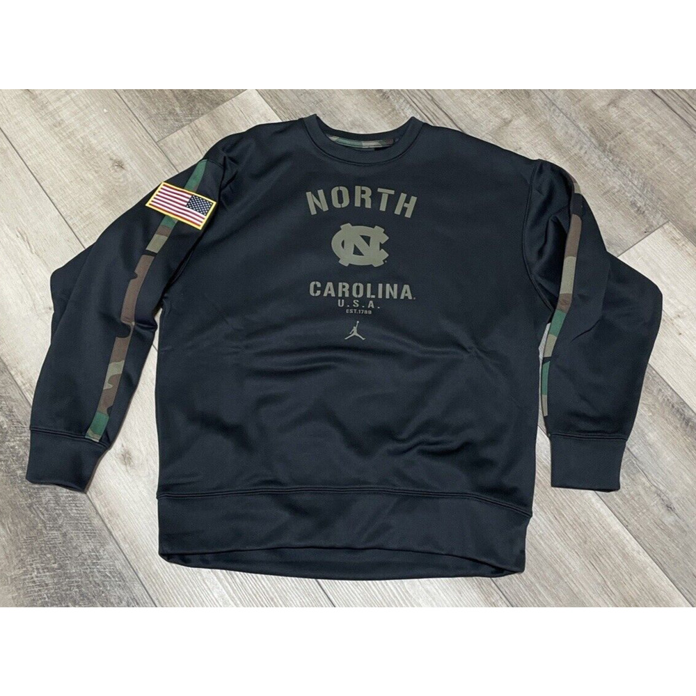 Jordan / University North Carolina Women's Sweatshirt Black Camo /sleeves Flag S